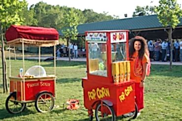 Karnaval Yiyecekler Popcorn ve Pamuk Şeker