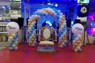 Sünnet Tahtı ve Balon Süsleme